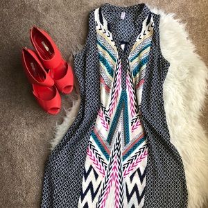 Xhilaration colorful travel dress
